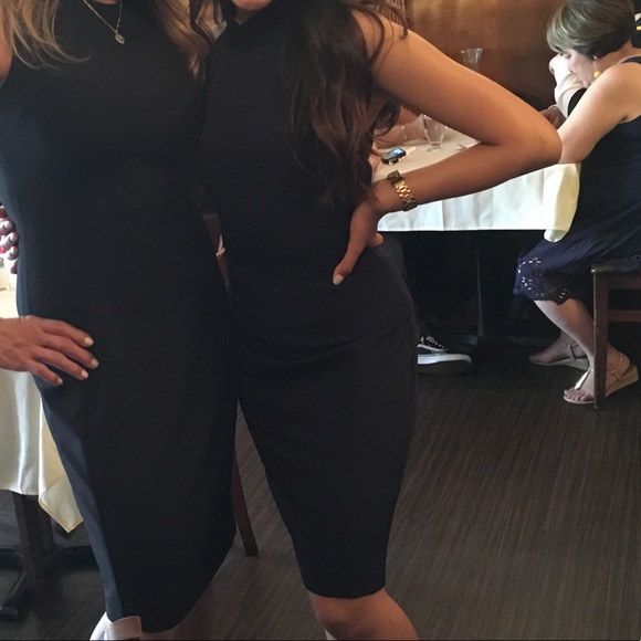 Fitted dress - Picture 2 of 3